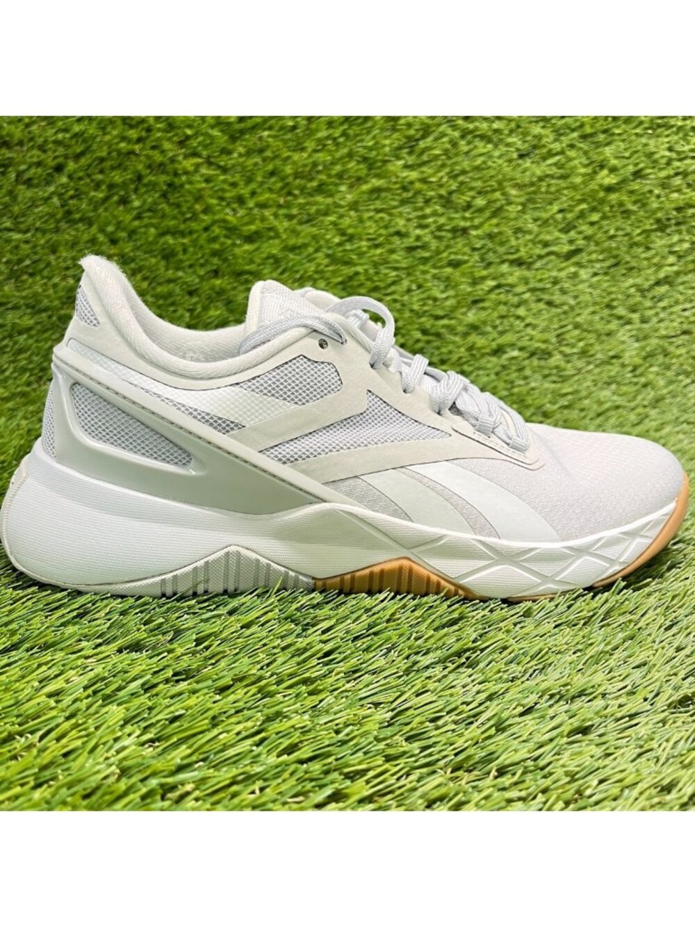 Reebok Nanoflex TR Womens Size 8 Gray White Running Training Shoes Sneakers
